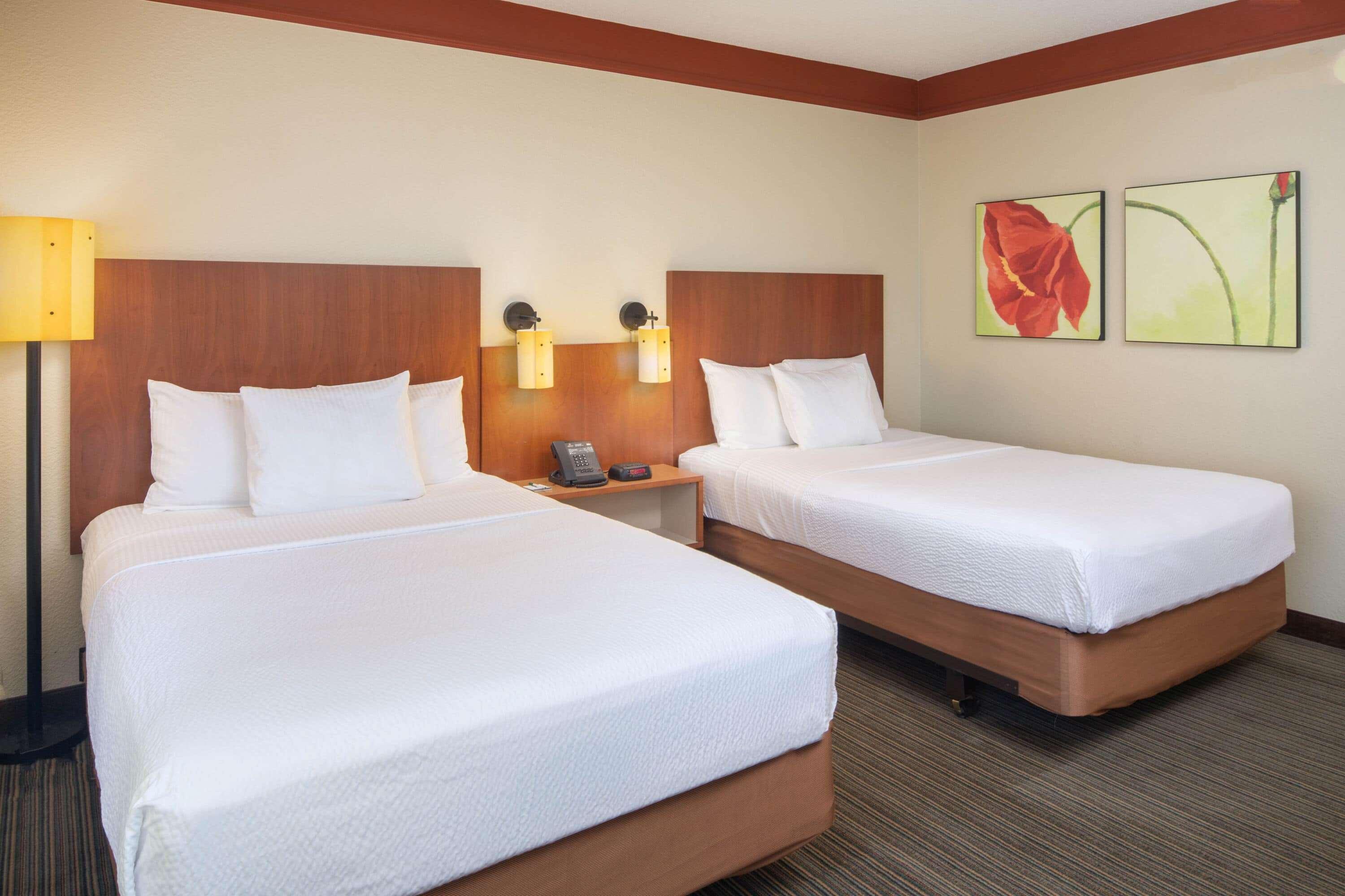 La Quinta By Wyndham Ballpark/galleria Atlanta