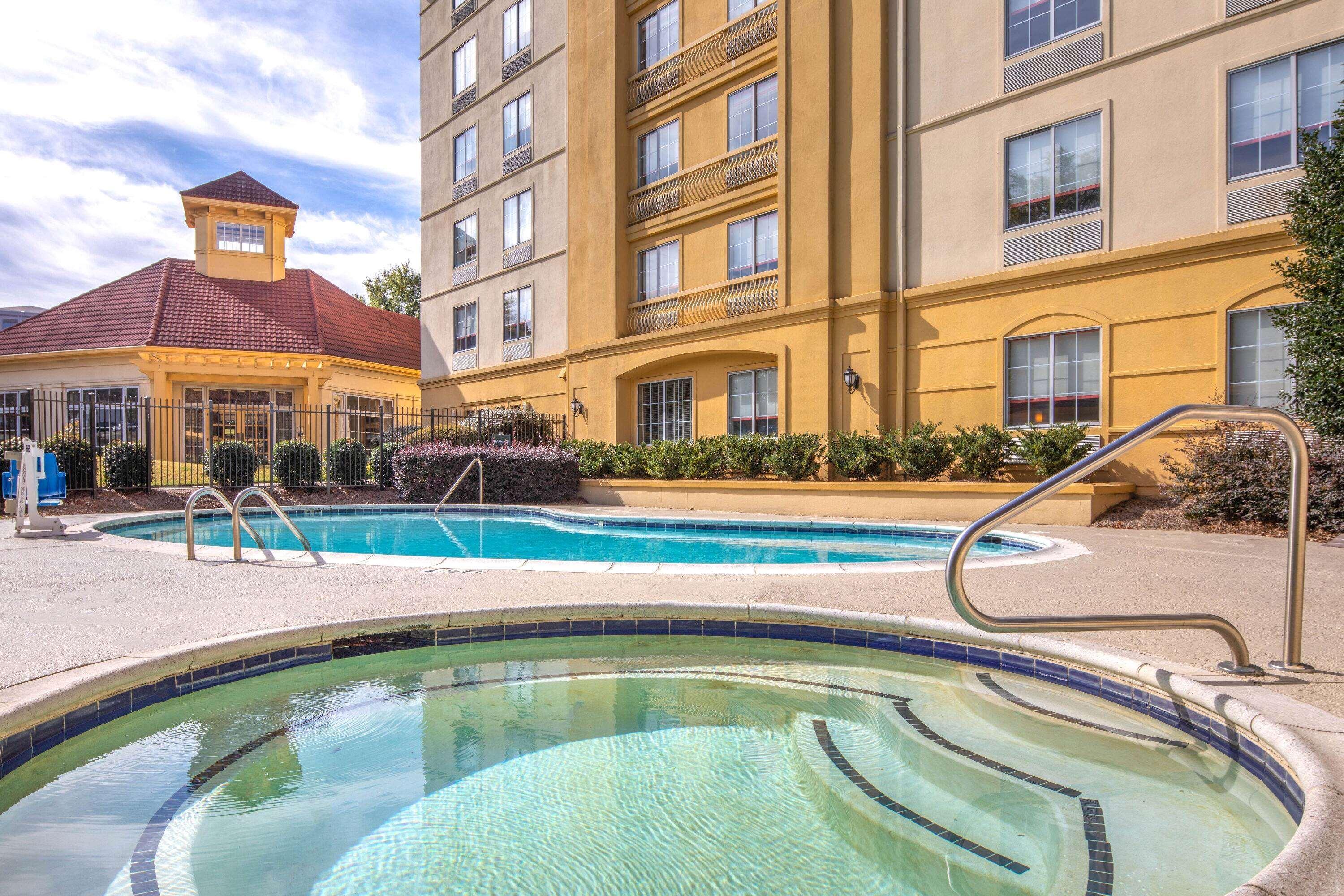 Hotel La Quinta By Wyndham Ballpark/galleria 3*