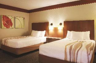 Hotel La Quinta By Wyndham Ballpark/galleria 3*