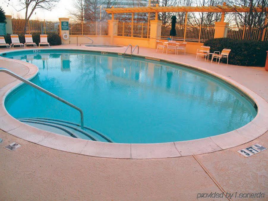 La Quinta By Wyndham Ballpark/galleria Atlanta